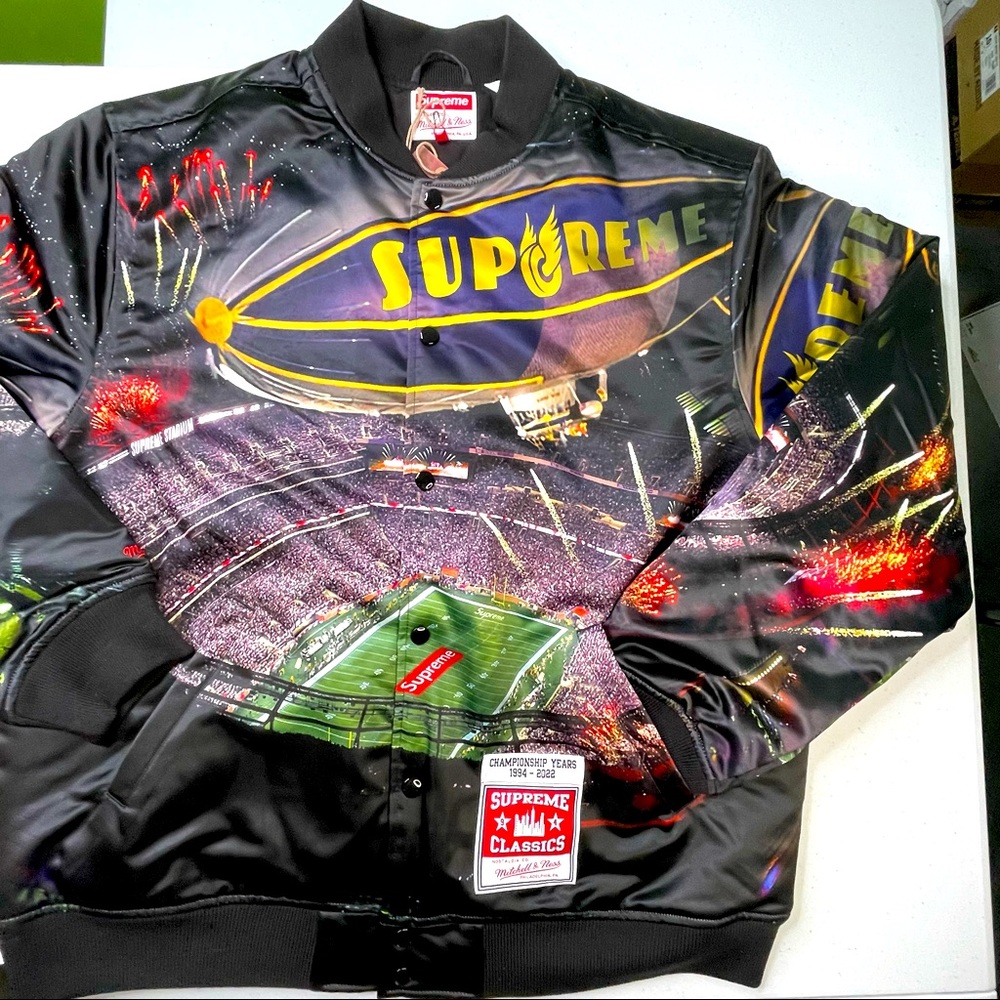 Supreme Mitchell & Ness Blimp Branded Stadium Varsity Jacket Mens XL Size